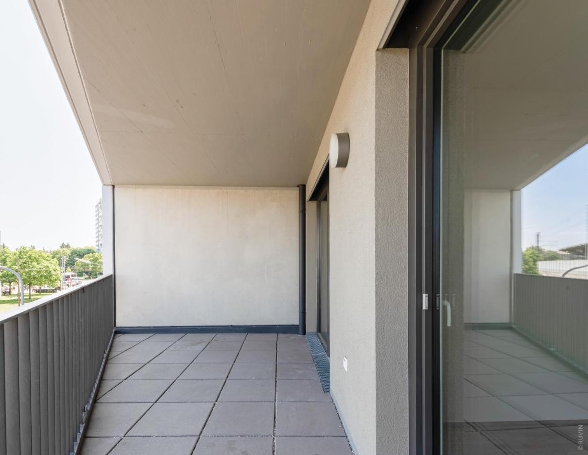 Whats-App Self-Check-In - 1Br Apartment, Near Airport,15 Min To Center Viena Exterior foto