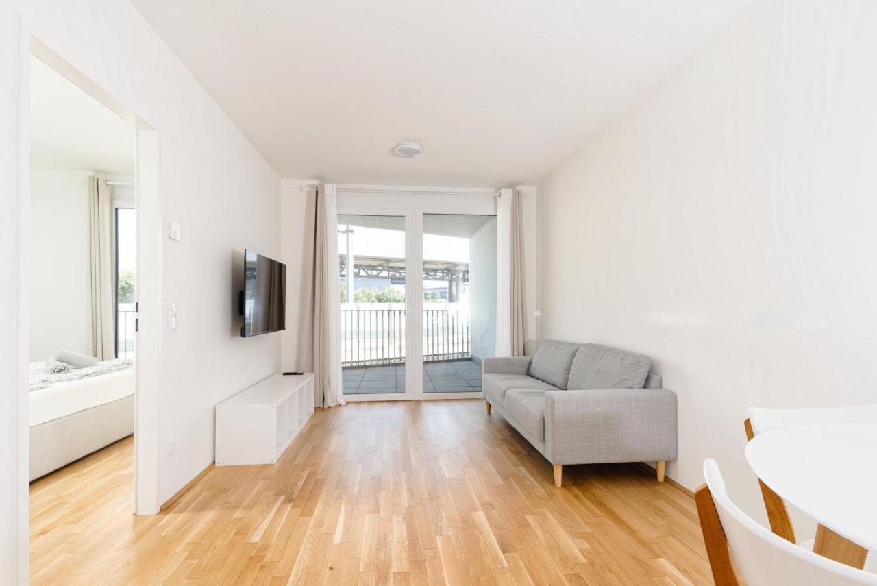 Whats-App Self-Check-In - 1Br Apartment, Near Airport,15 Min To Center Viena Exterior foto