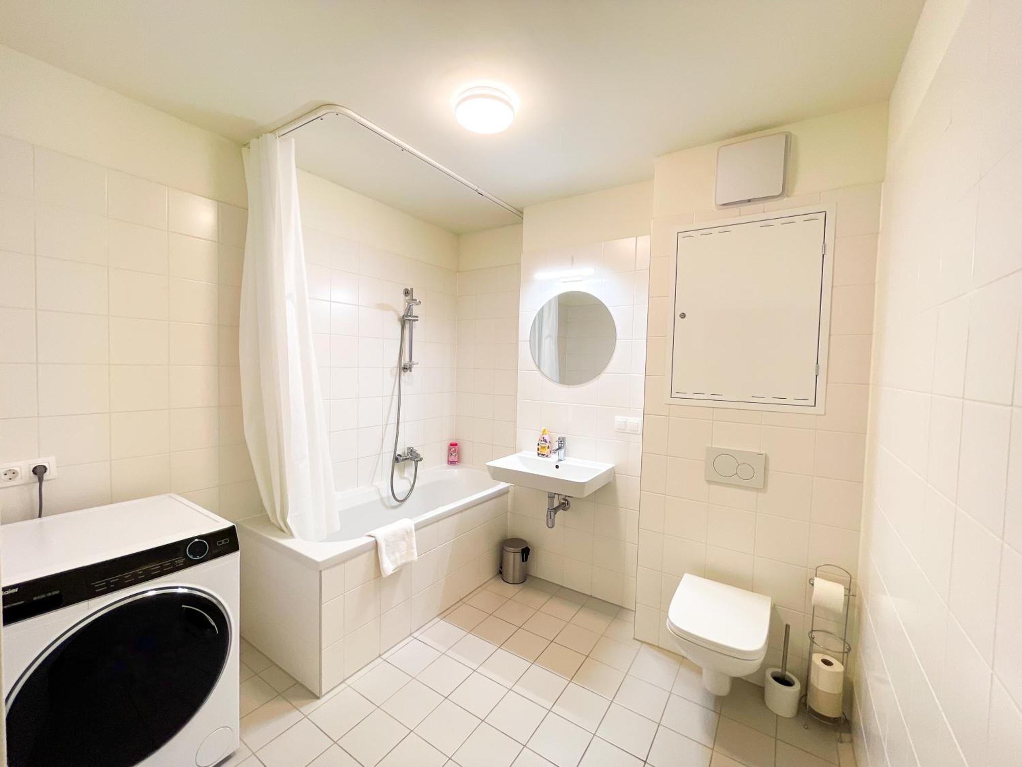 Whats-App Self-Check-In - 1Br Apartment, Near Airport,15 Min To Center Viena Cameră foto