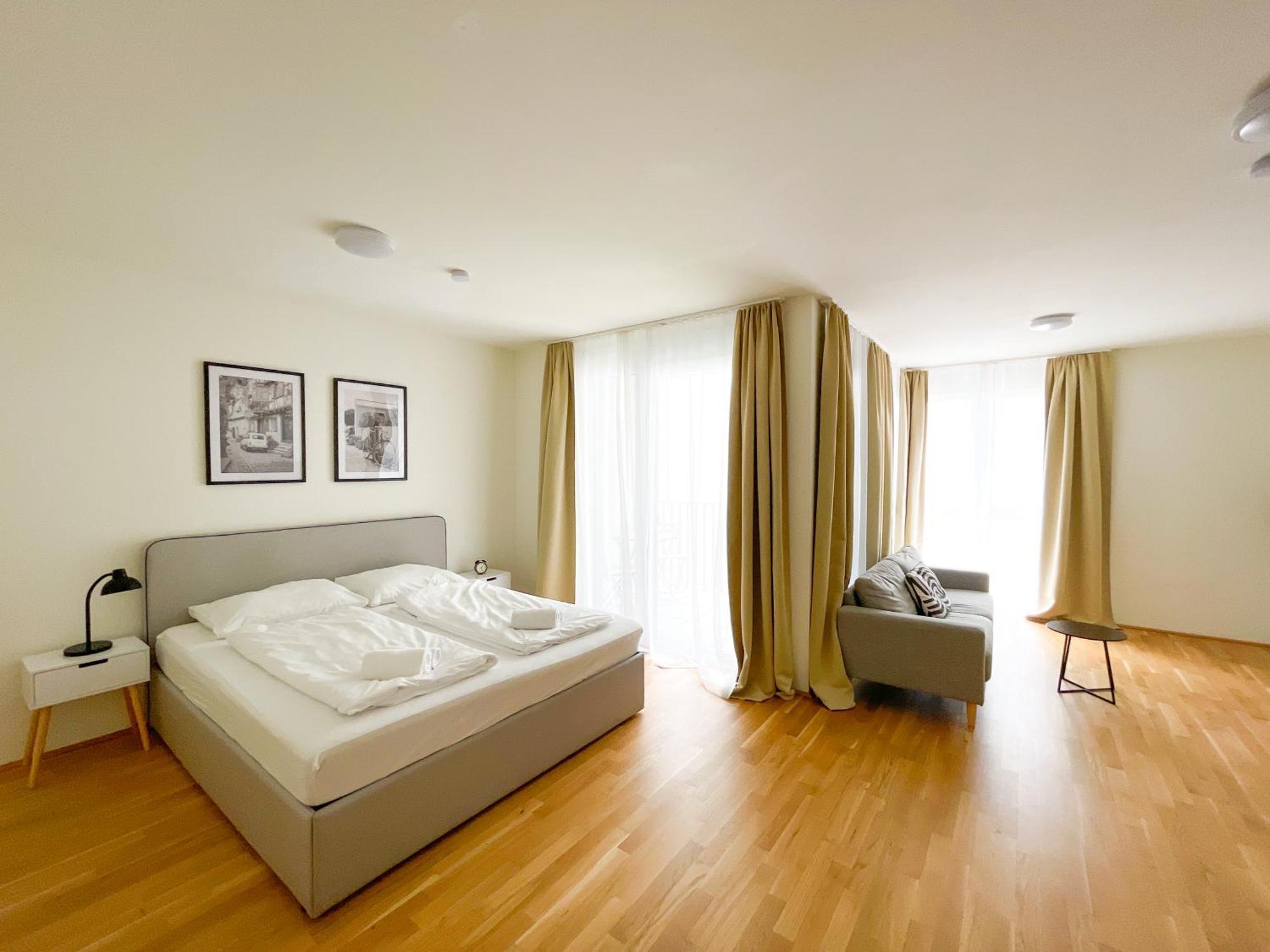 Whats-App Self-Check-In - 1Br Apartment, Near Airport,15 Min To Center Viena Cameră foto